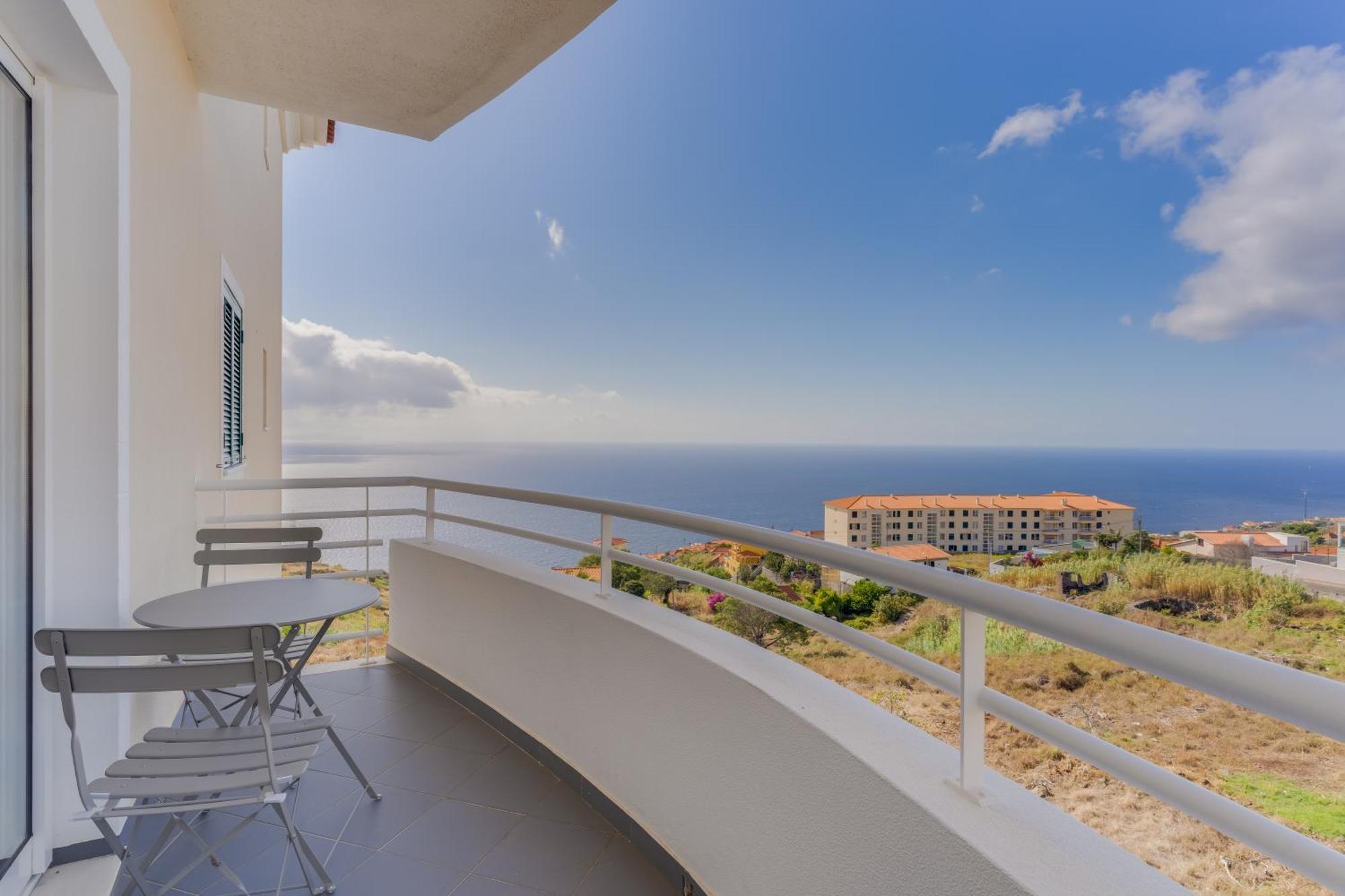 Costa Azul Lägenhet Caniço Exteriör bild